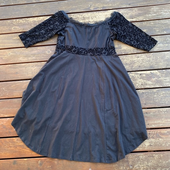 Tripp nyc torrid collaboration goth lace up corset of the shoulder dress - Picture 5 of 7